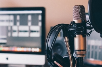 How to Grow Your Podcast Audience: Effective Strategies main image