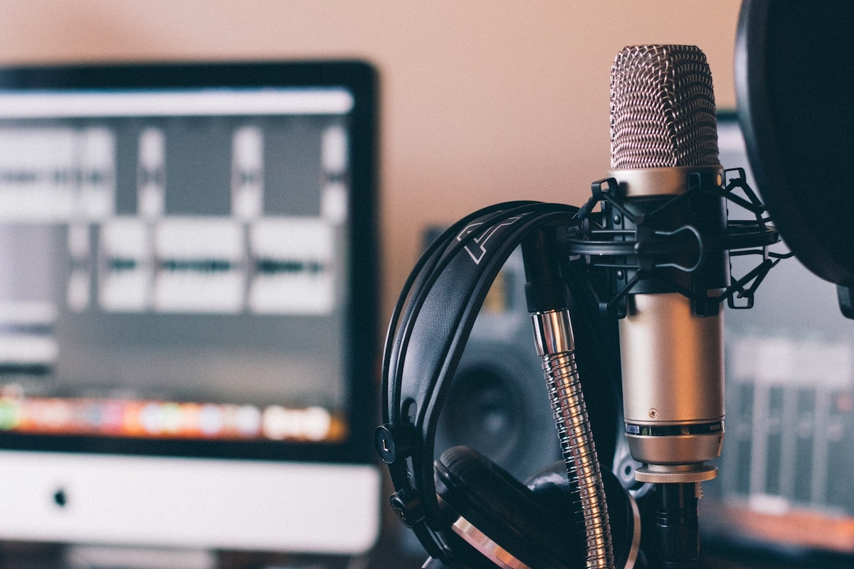 How to Grow Your Podcast Audience: Effective Strategies hero image